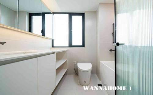 Housing image — Bathroom