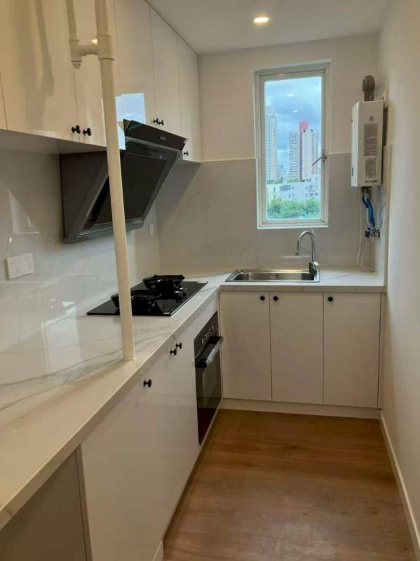 Housing image — Kitchen