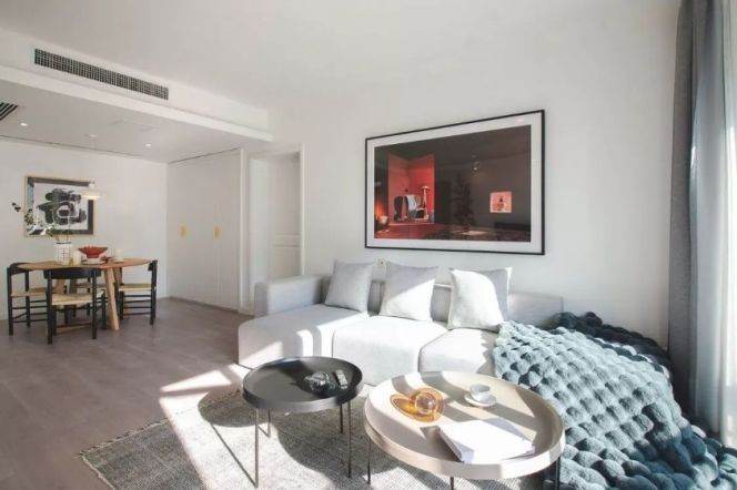 2BR Apartment in Gubei (L10/L15)