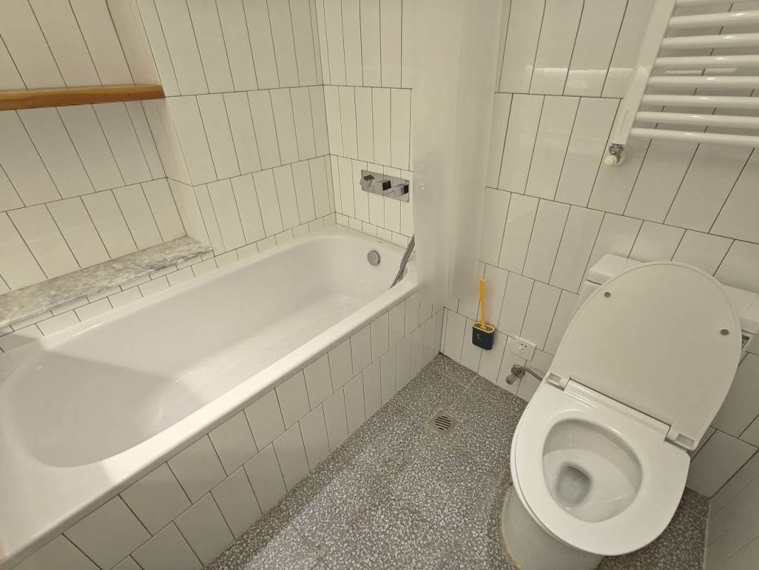 Housing image — Bathroom