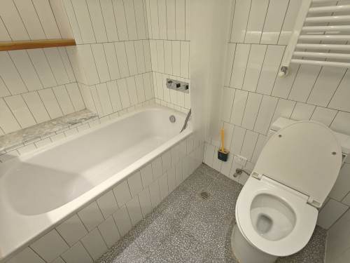 Housing image — Bathroom
