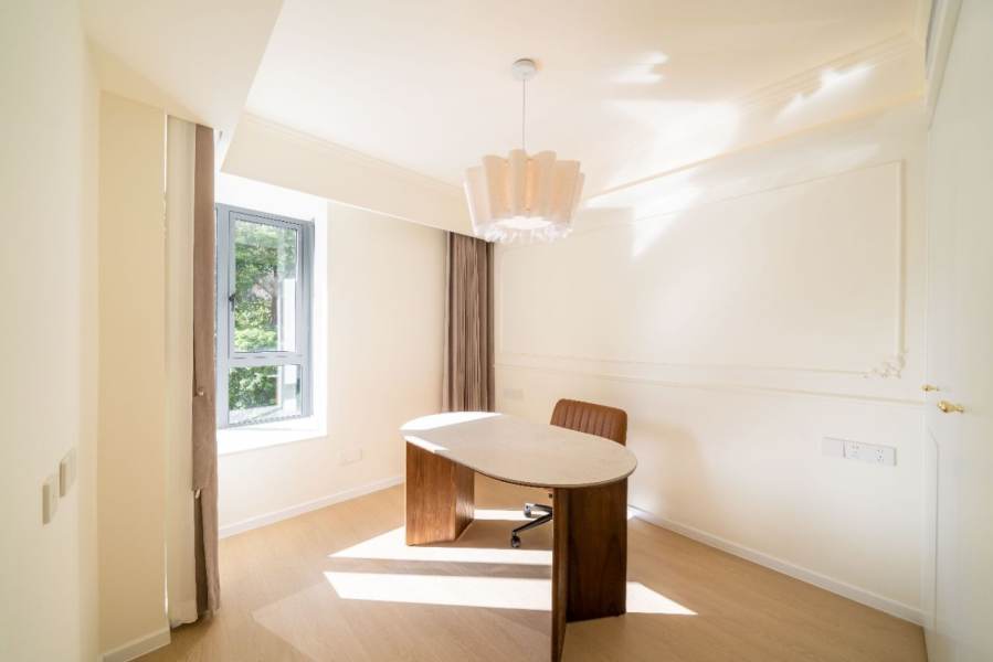 Housing image — Bedroom