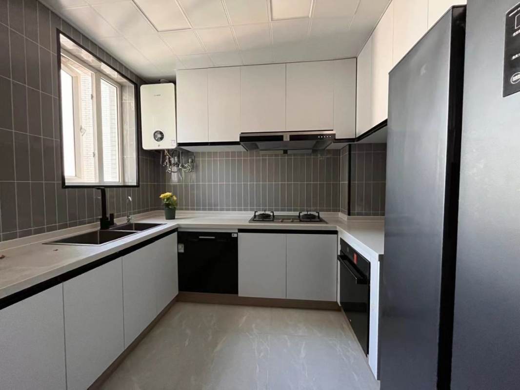 Housing image — Kitchen