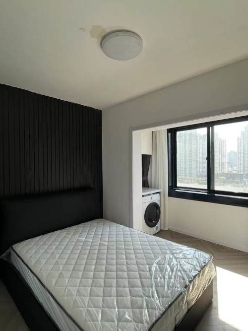 Housing image — Bedroom