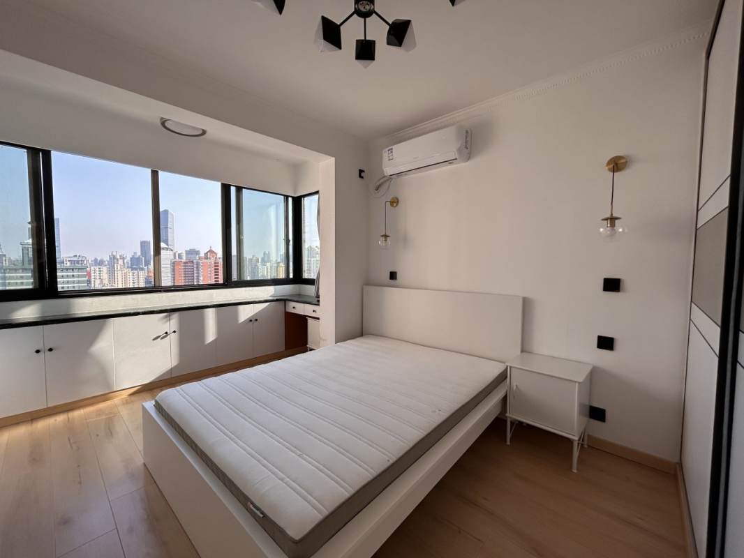 Housing image — Bedroom