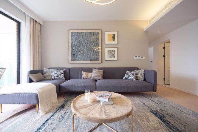 3BR Apartment at Ladoll International City with Outstanding View (L2/L12/L13)