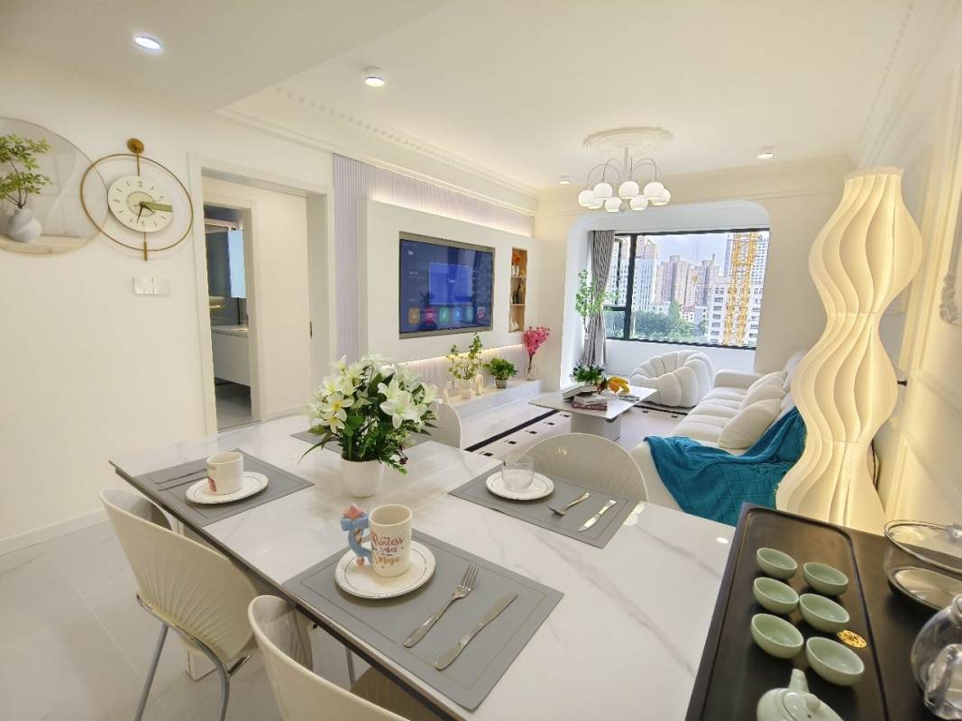 Housing image — Living Room