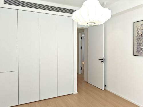 Housing image — Bedroom