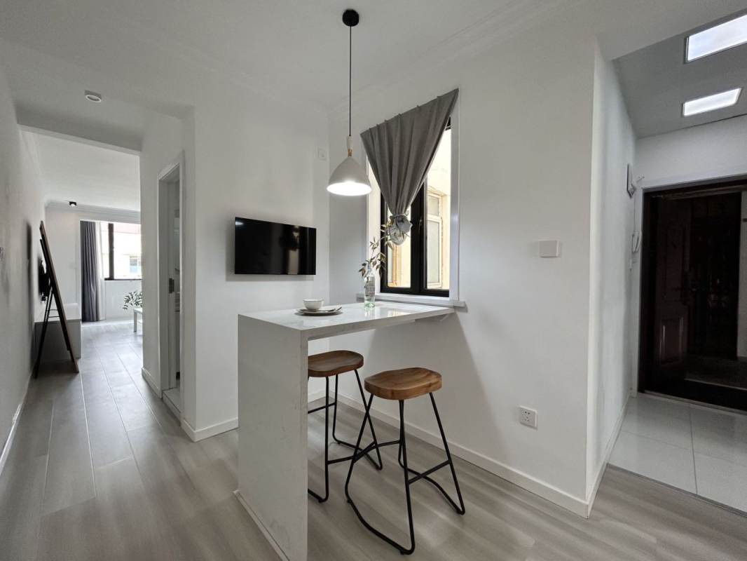 Housing image — Dining Area