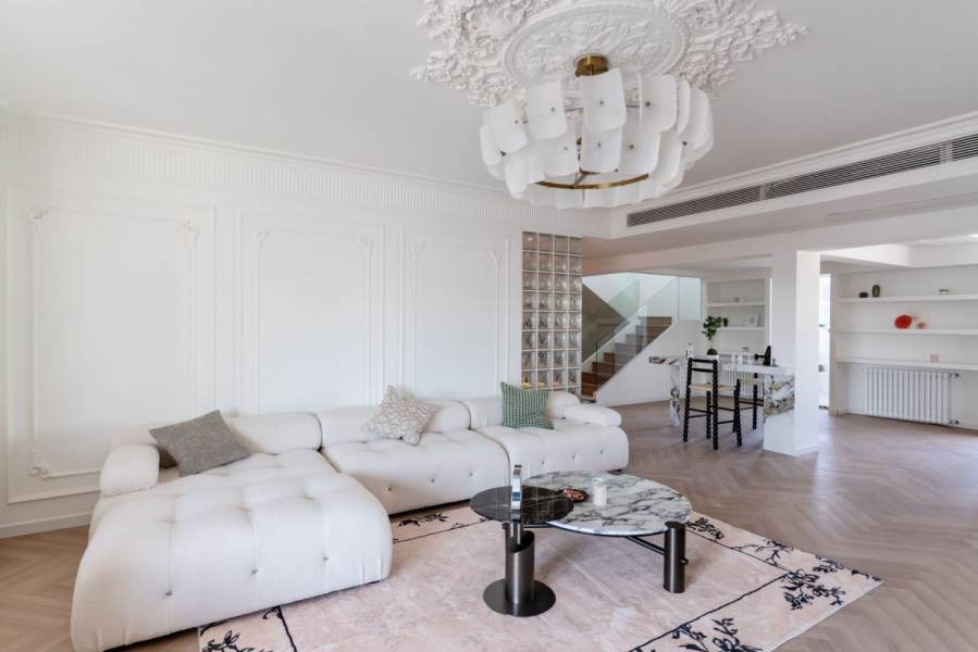 Housing image — Living Room