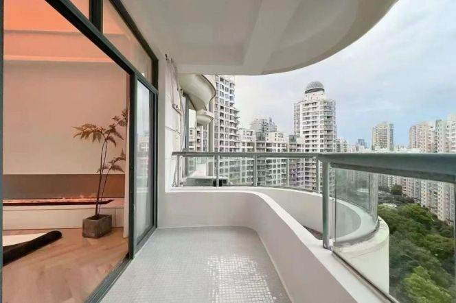 3BR Apartment at Da'an Garden with Floor-to-Ceiling Windows (L13/L14)