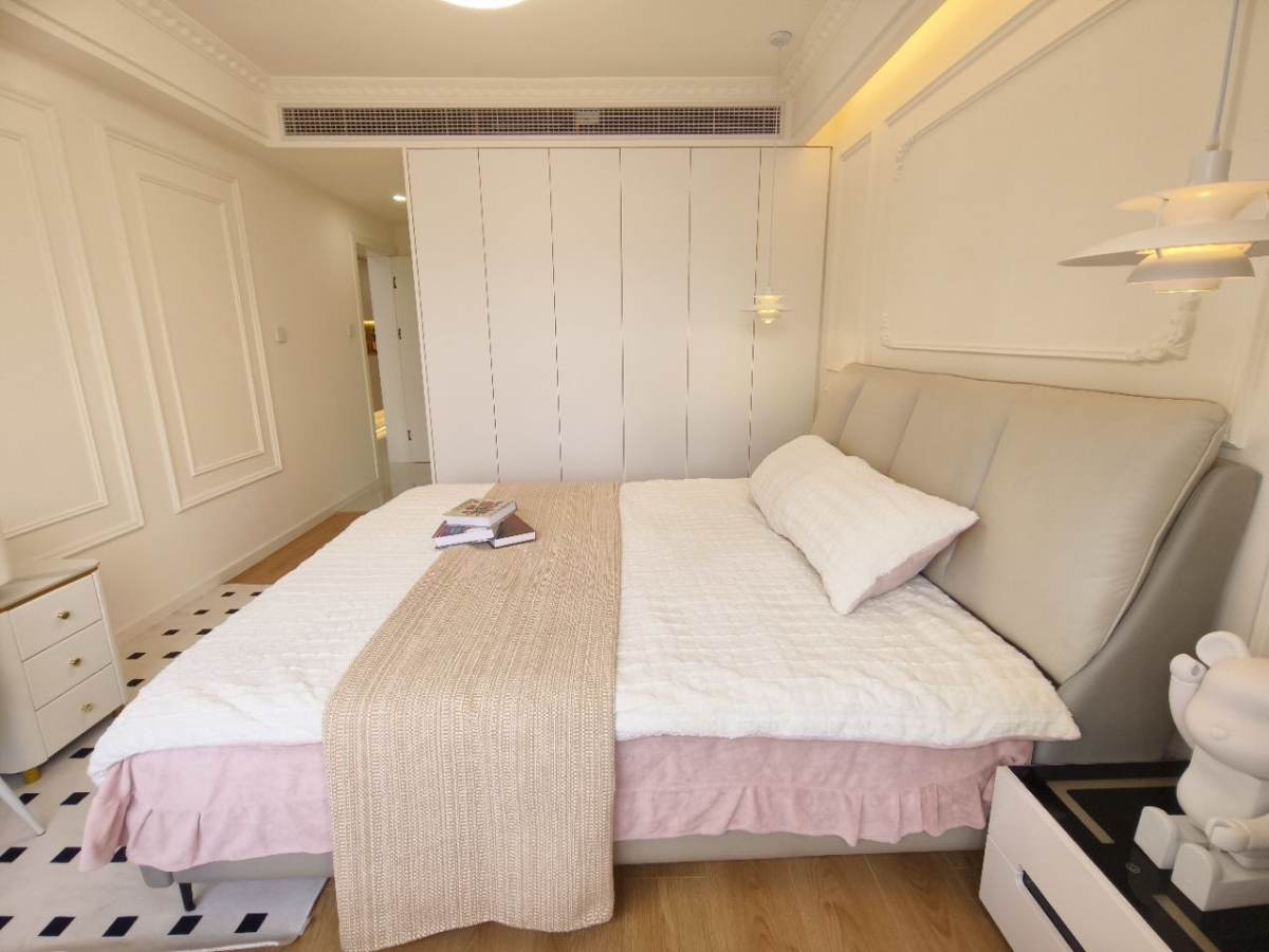 Housing image — Bedroom