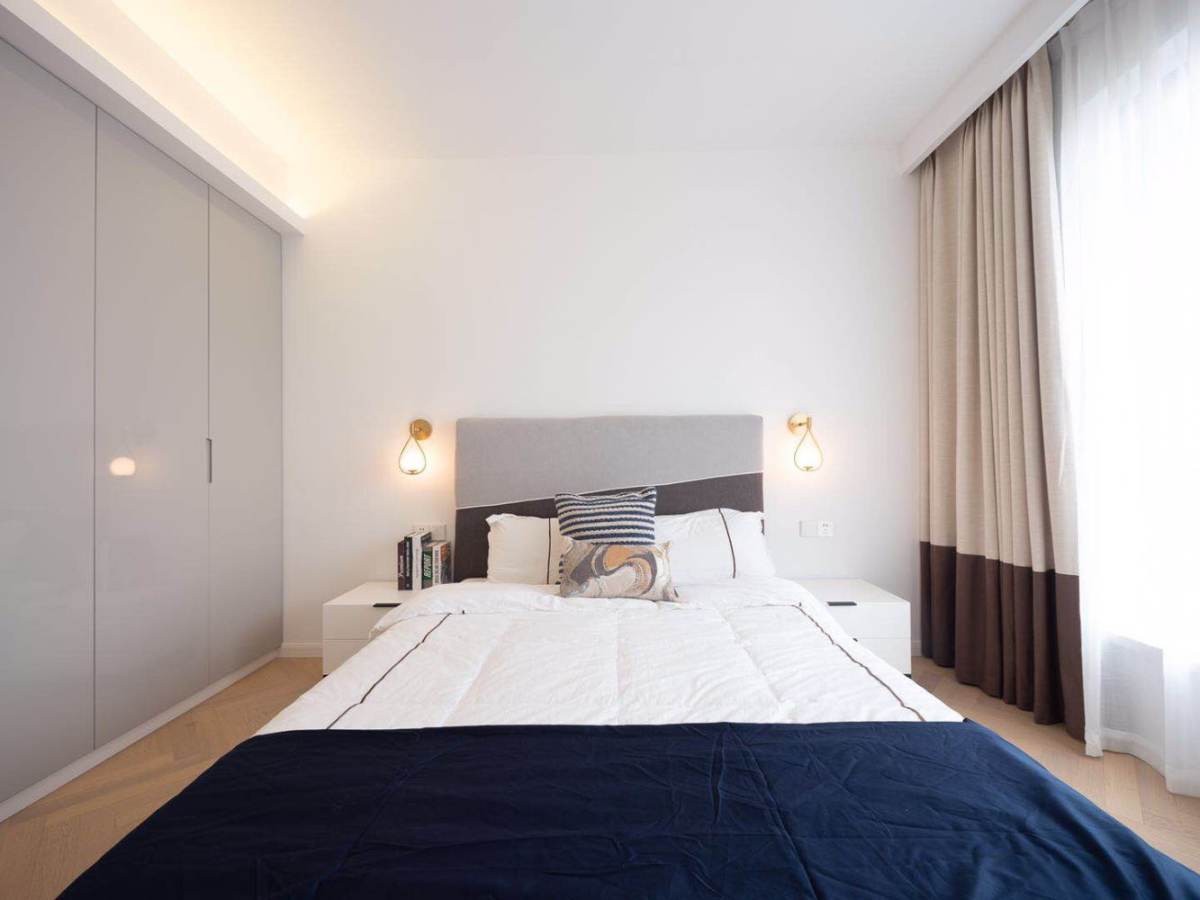 Housing image — Bedroom