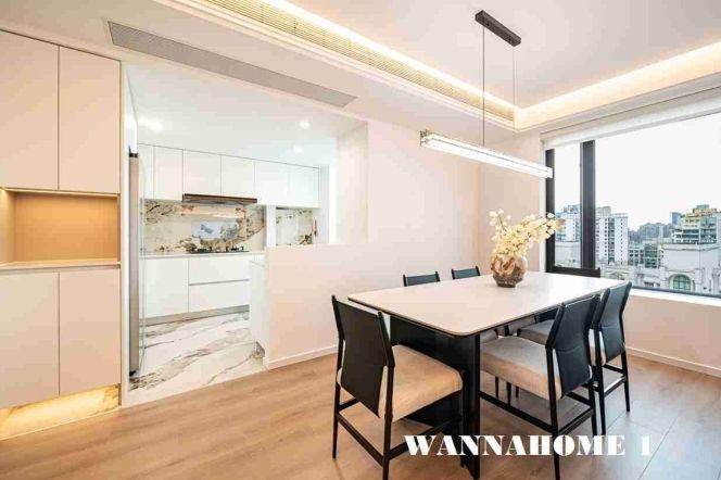 High-Floor 3BR Apartment in Jing'an with Outstanding View (L13/L14)