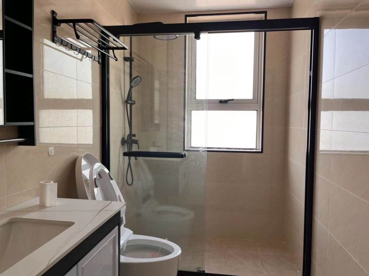 Housing image — Bathroom