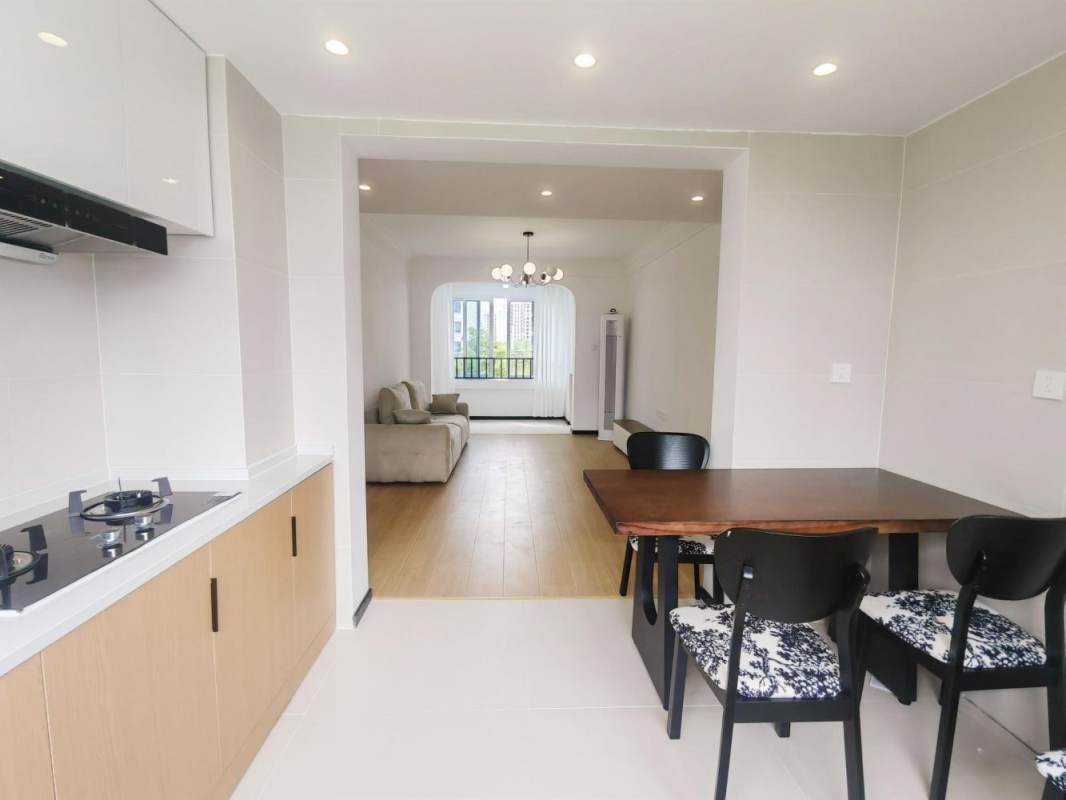 Housing image — Kitchen