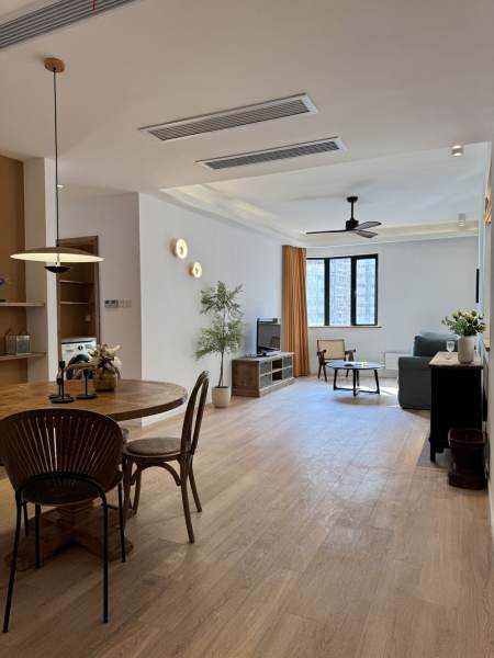 Housing image — Living Room