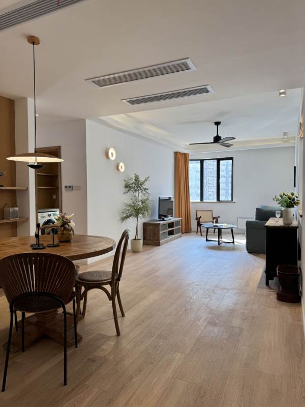 Housing image — Living Room