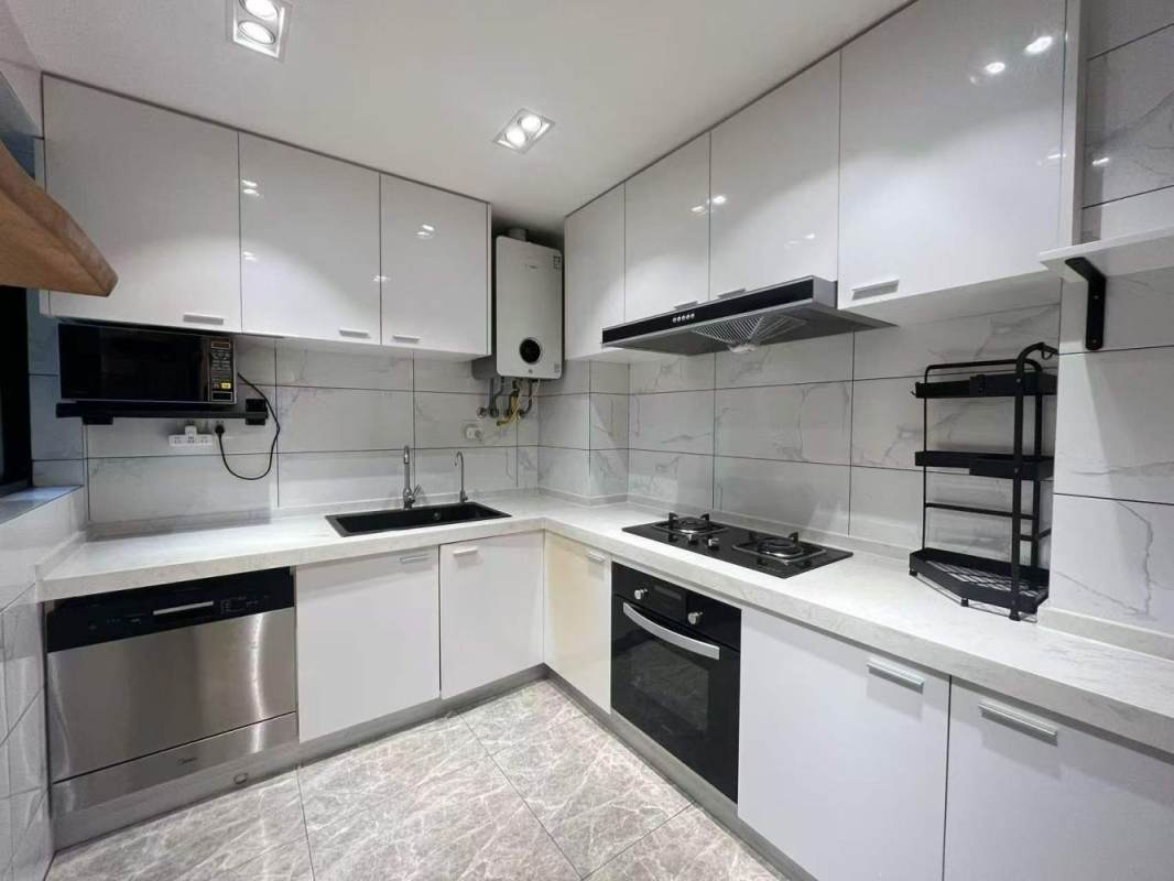 Housing image — Kitchen