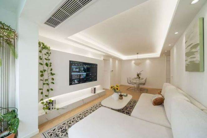 2BR Apartment in Jing'an (L7/L13/L14)