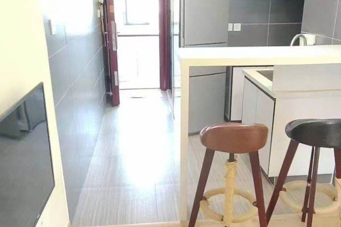 1BR Apartment near Hongqiao Rd Metro (L3/L4/L10)