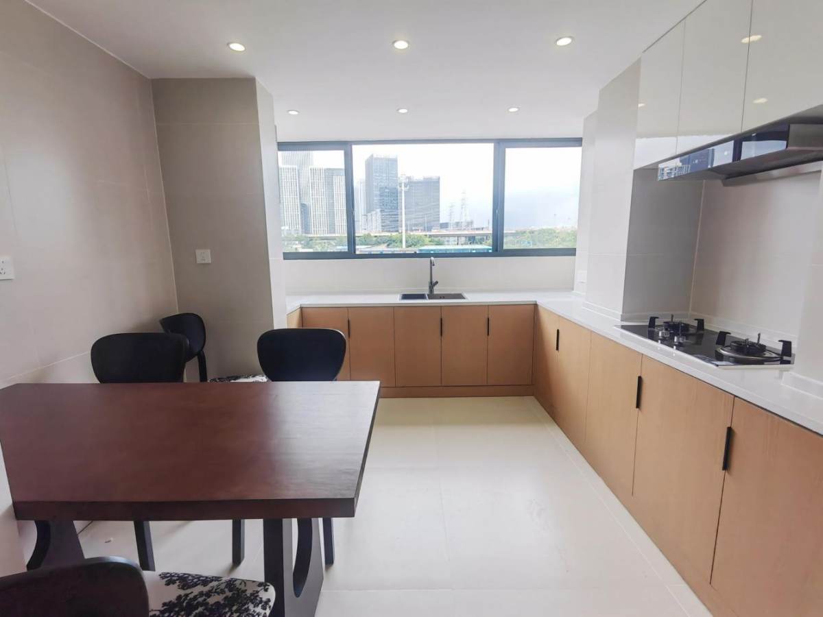 Housing image — Kitchen