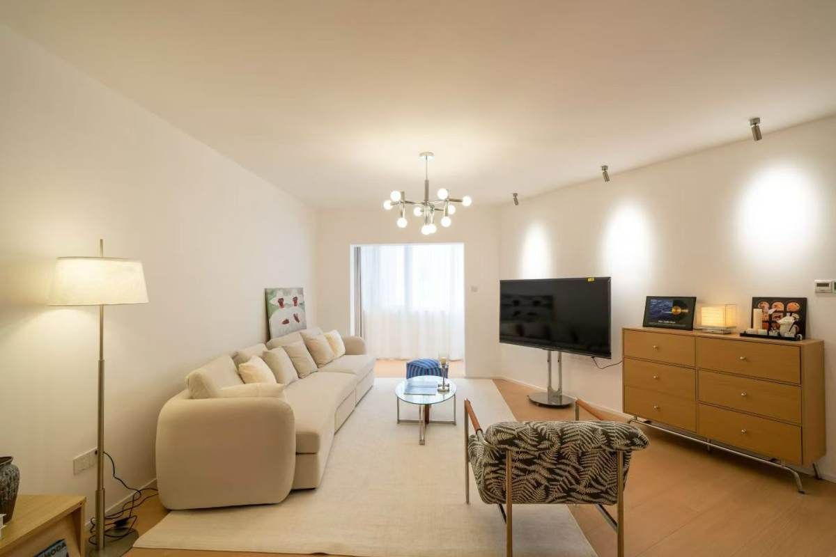 Housing image — Living Room