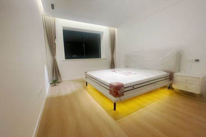 High-Floor Spacious 2BR Apartment near Longde Rd Metro (L11/L13)