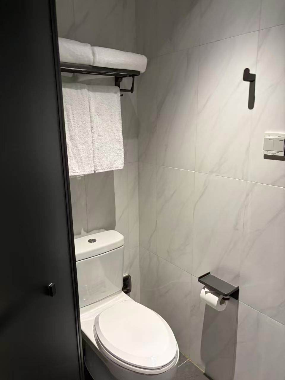 Housing image — Bathroom