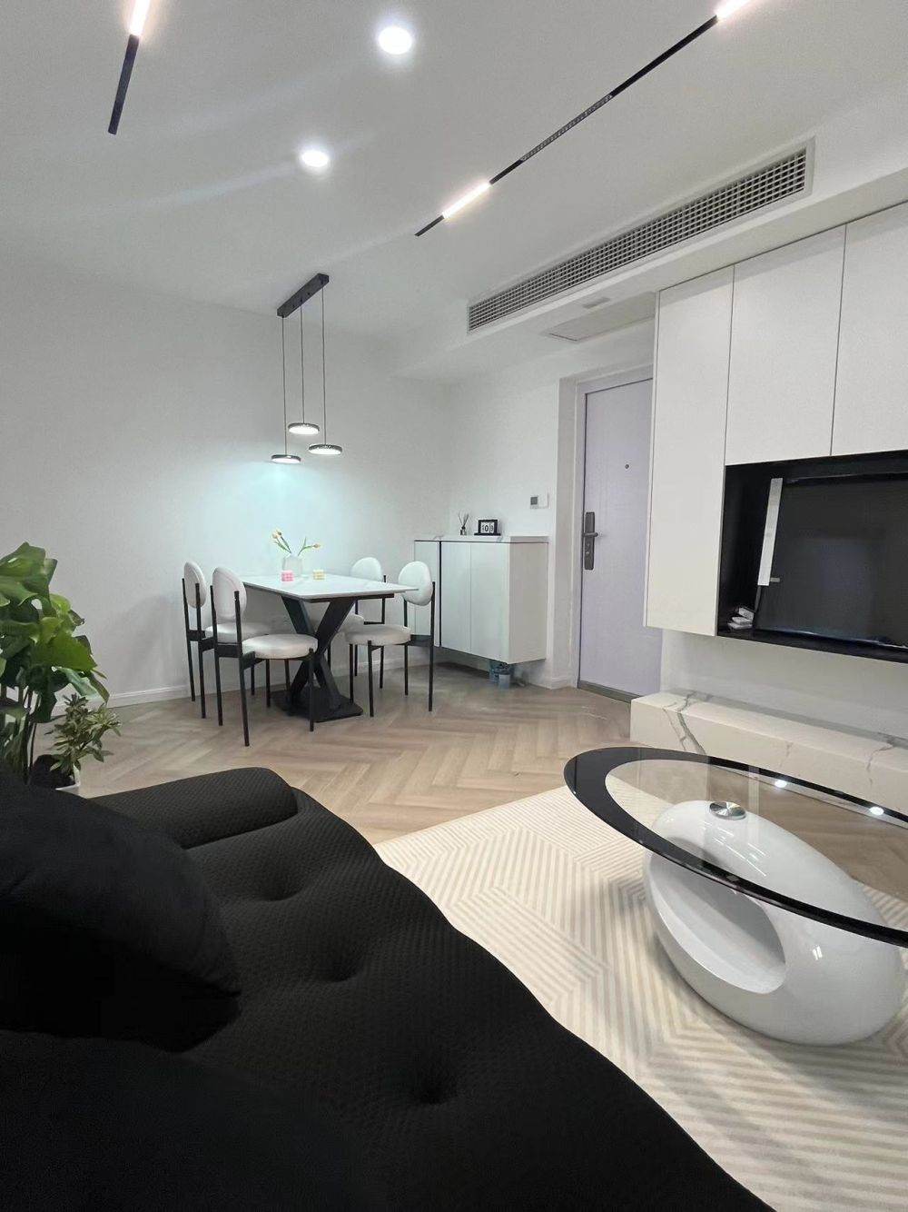 Housing image — Living Room