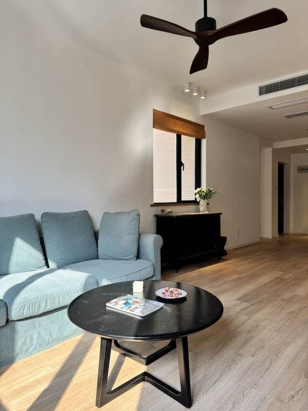 Housing image — Living Room