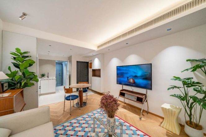1BR Apartment near Columbia Circle with Private Garden (L10/L11)