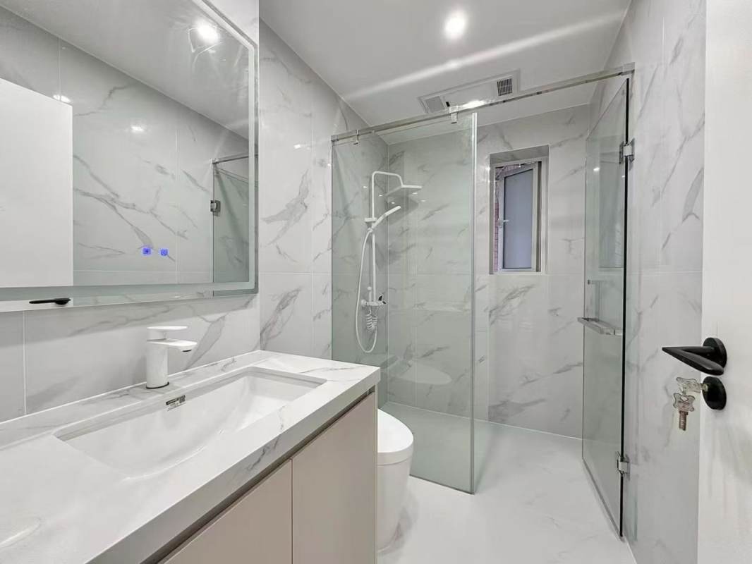 Housing image — Bathroom