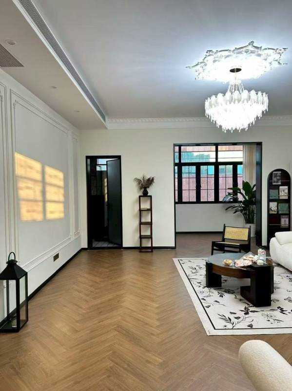 Housing image — Living Room