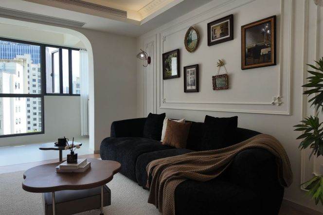 3BR Apartment in Gubei with Floor-to-Ceiling Windows (L2/L15)