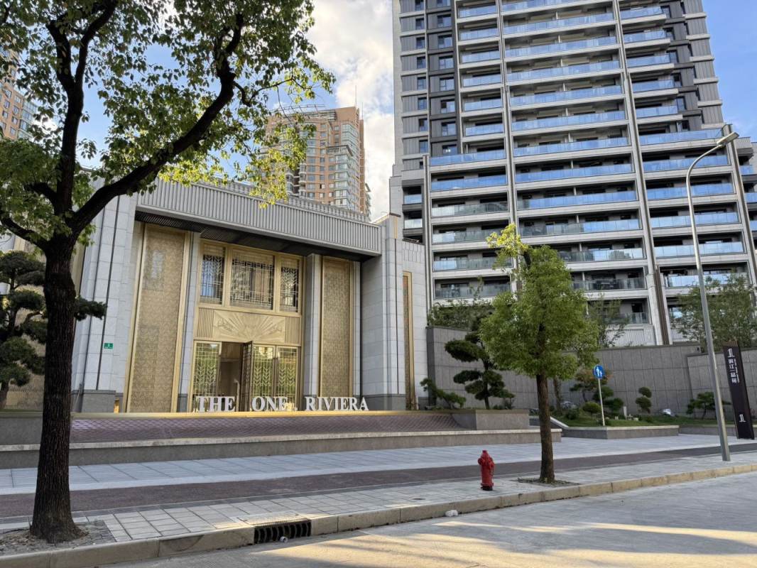 Housing image — Compound