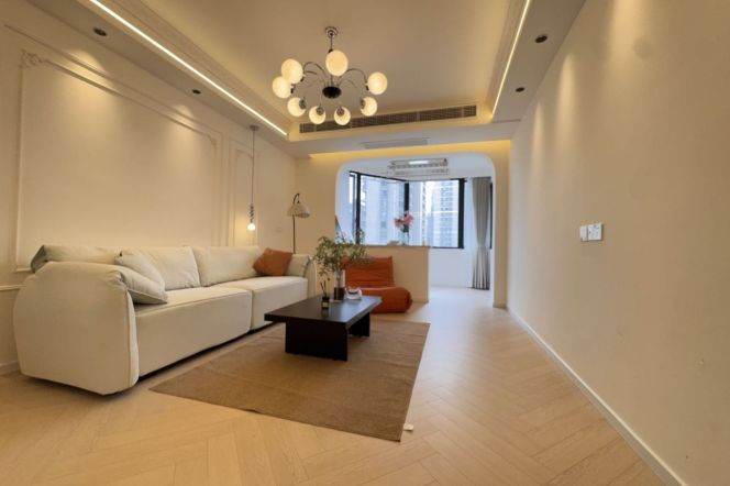 2BR Apartment in Xujiahui