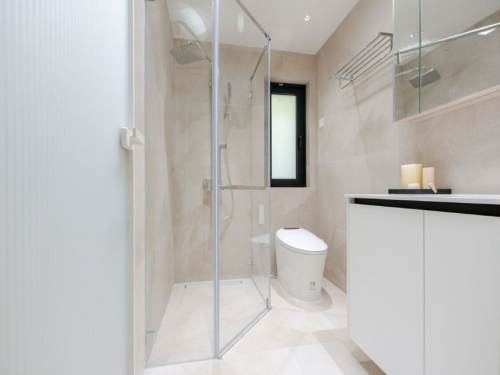 Housing image — Bathroom