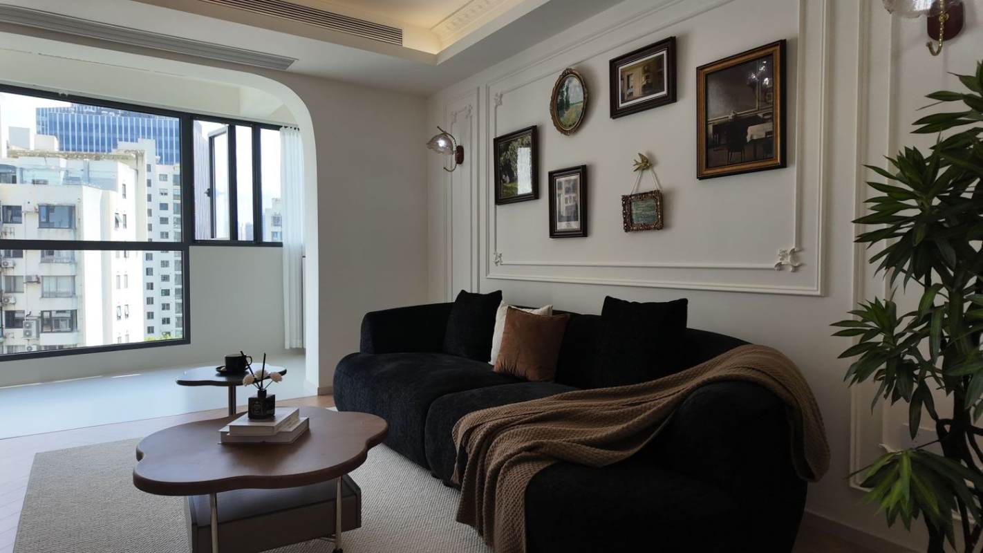 Housing image — Living Room