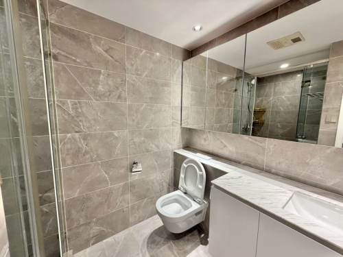 Housing image — Bathroom