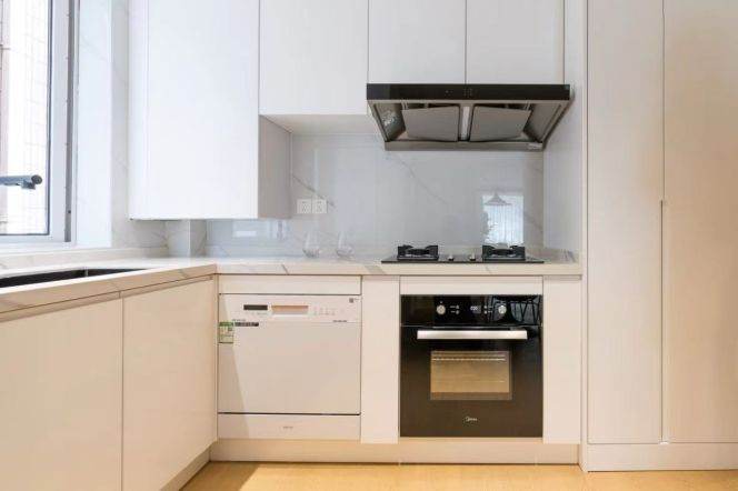 2BR Apartment near Zhongshan Park (L2/L3/L4)