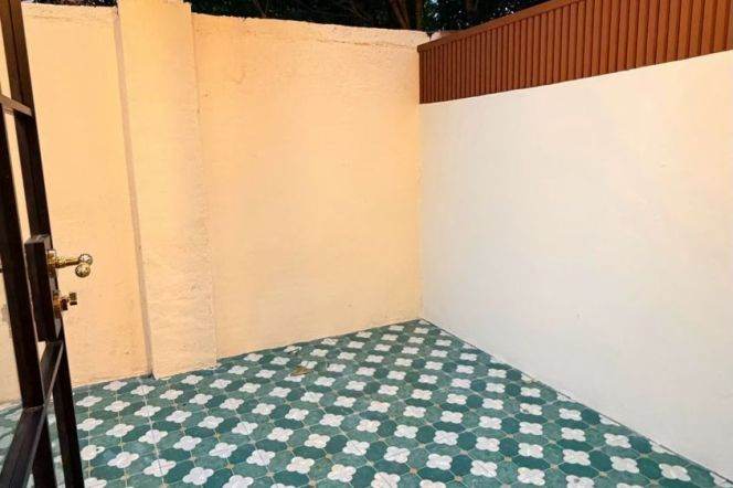 1BR Lane House near South Huangpi Road Metro with Terrace (L1/L13/L14)