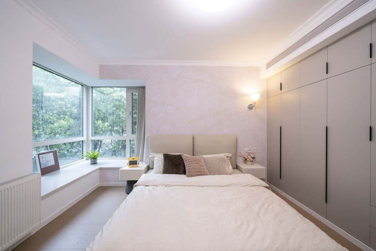 Housing image — Bedroom