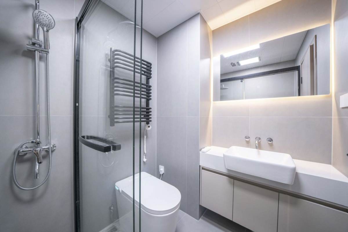 Housing image — Bathroom