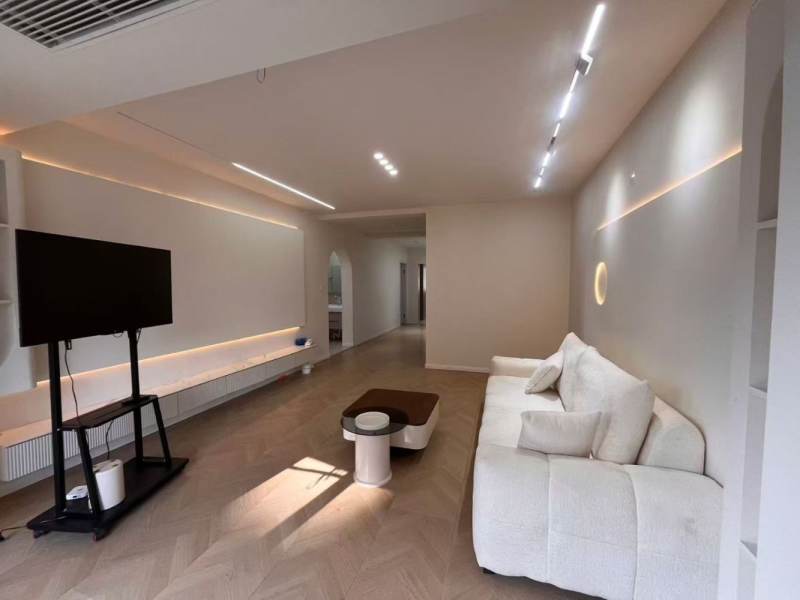 Housing image — Living Room