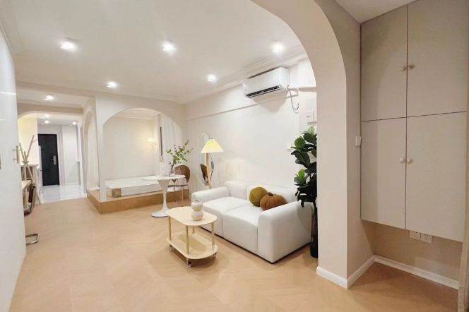 1BR Apartment in Xintiandi (L1/L14)