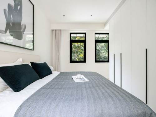 Housing image — Bedroom