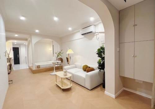 Housing image — Living Room