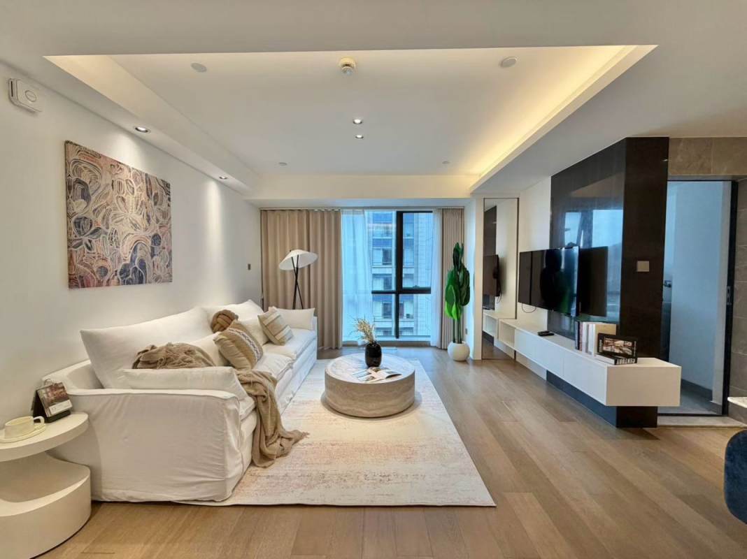 Housing image — Living Room