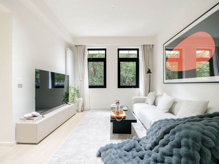 Housing image — Living Room